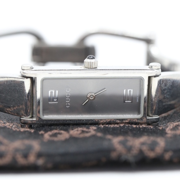 Gucci Horsebit White Gold Plated Watch - Picture 2 of 11